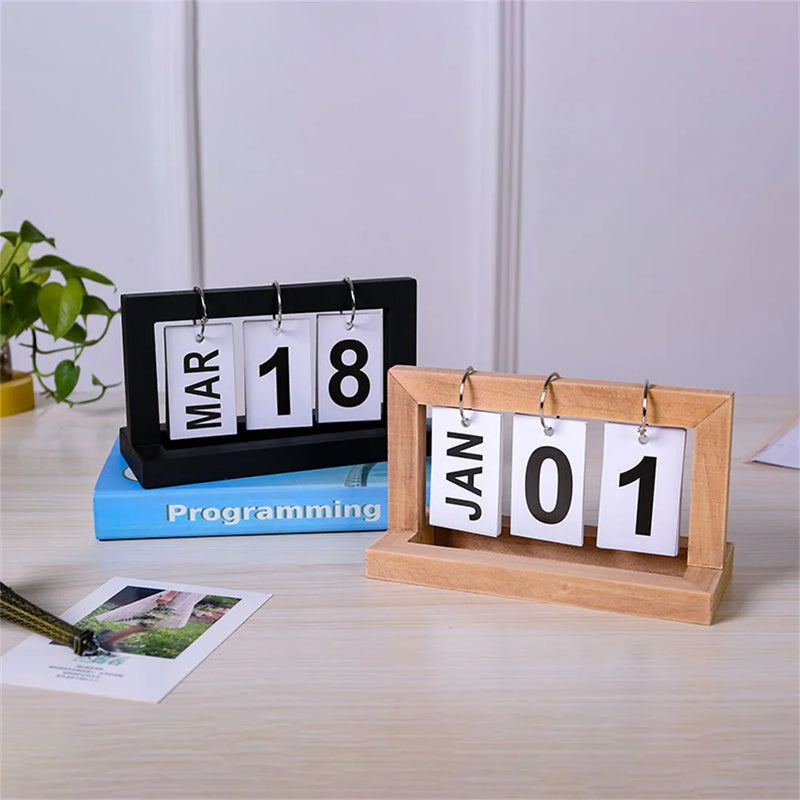 Calendário de Mesa Flip em Madeira